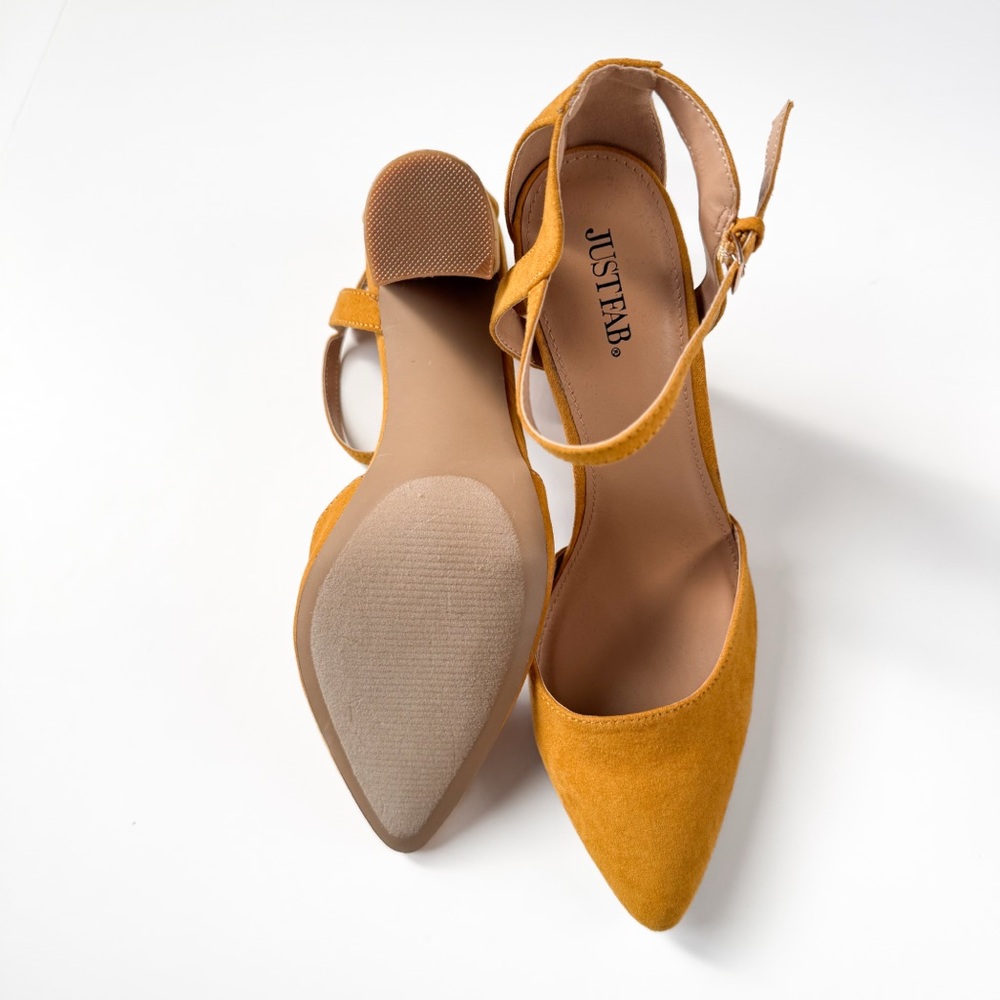 NWOT Mustard Yellow Strappy Heel - Picture 5 of 5